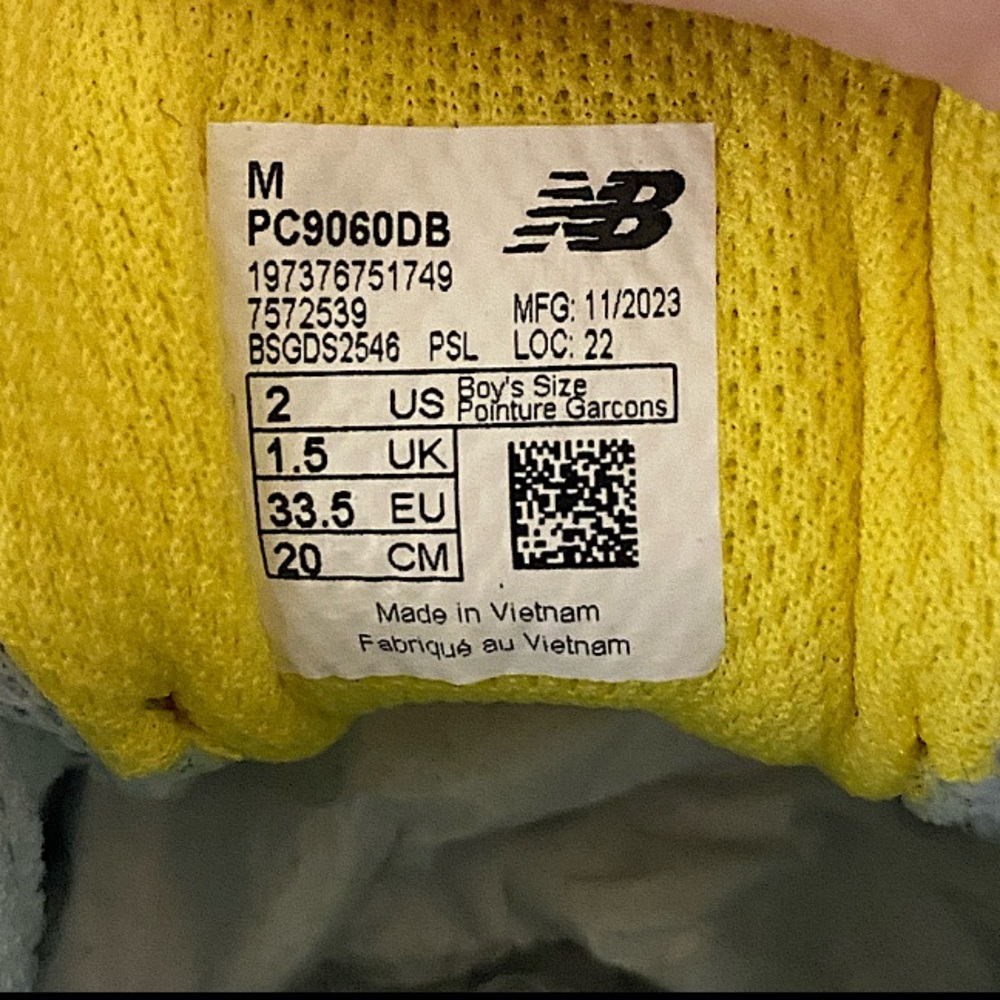 NEW BALANCE 9060 CYAN BURST BOYS 2 GIRLS 3 - Picture 14 of 14